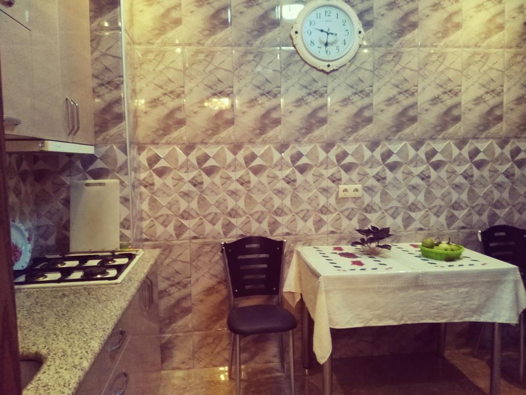 Tamar'S Apartment On Inasaridze 7A Батуми Экстерьер фото