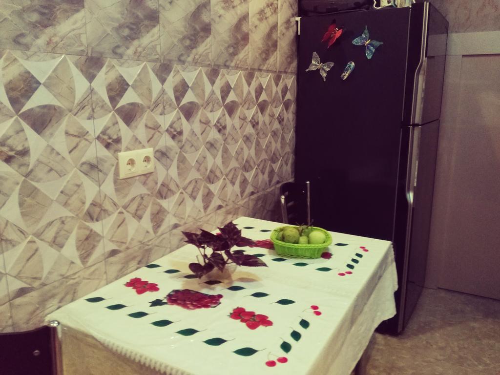 Tamar'S Apartment On Inasaridze 7A Батуми Экстерьер фото